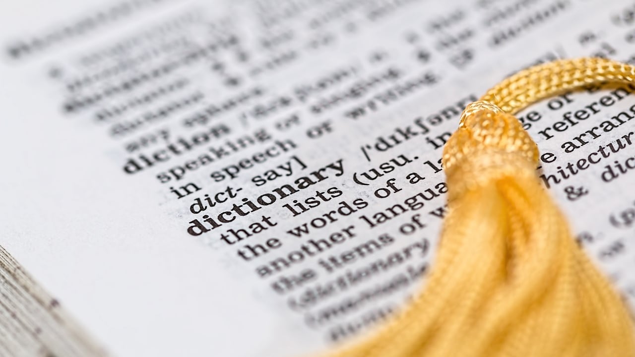 "Wokery", "safe word", "forever chemical": tutte le nuove parole (anche a sfondo sessuale) inserite nell'Oxford English Dictionary