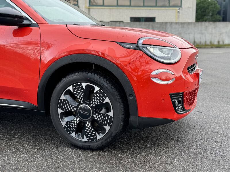 Fiat 600e: guarda la gallery del crossover elettrico 6