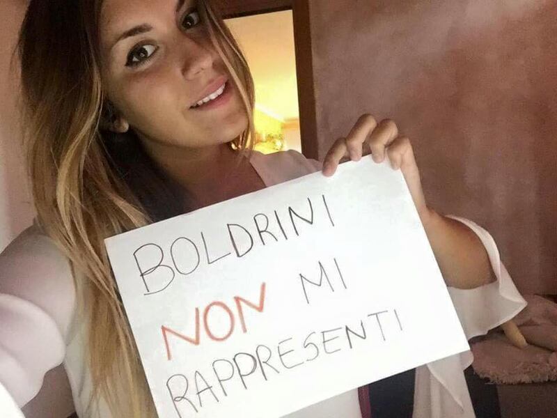#sgonfialaboldrini: le petizione online contro Laura Boldrini 10