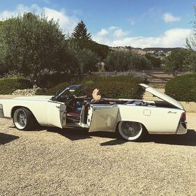 Lady Gaga, una diva su quattro ruote: foto 7