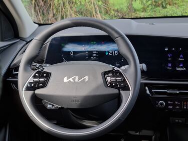 Kia Niro EV 2024: guarda la gallery del crossover elettrico. Tanta autonomia e spazio a bordo 18