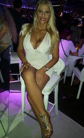 Francesca Cipriani, seno esplosivo a Venezia 24
