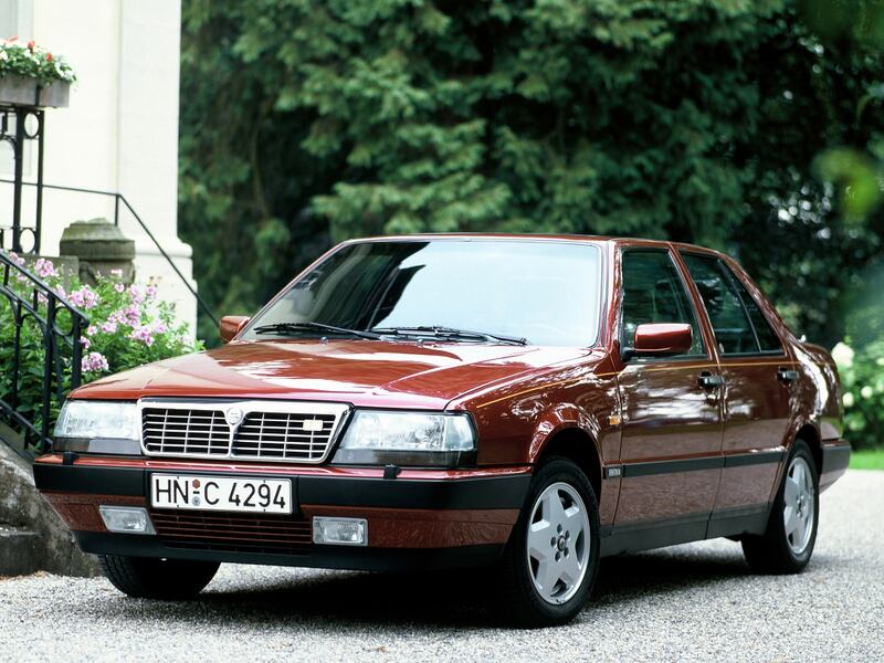 Lancia Thema, guarda la gallery 37