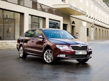 Škoda Superb, le foto dell'ammiraglia 12