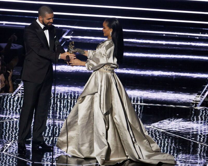 MTV VMA 2016: Drake e Rihanna, le immagini 13