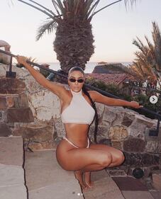 Kim Kardashian, i look sexy in foto 2