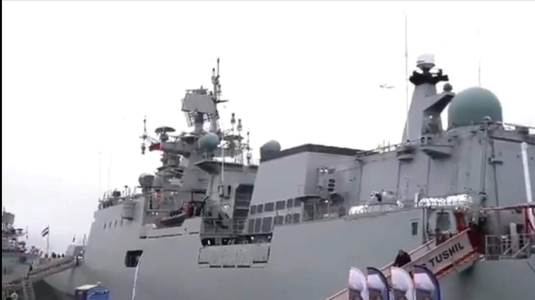"Ha consegnato una nave da guerra". Quegli affari di Putin nell'Indo-Pacifico