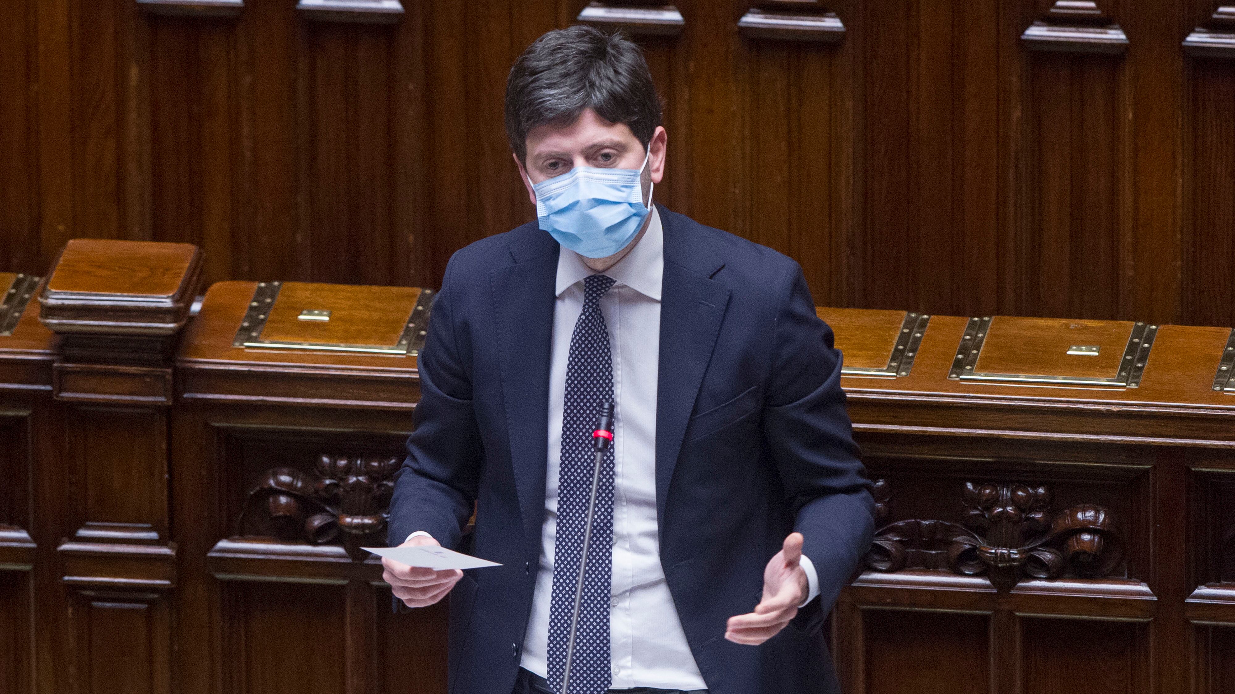 Torchiato dai pm il braccio destro di Speranza. Sul tavolo il dossier Oms sparito perché critico
