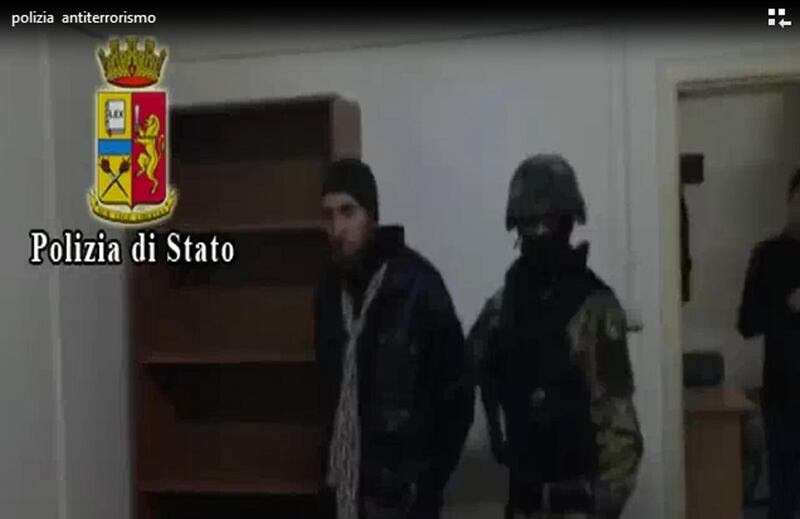 Il blitz anti-terrorismo a Brescia 7