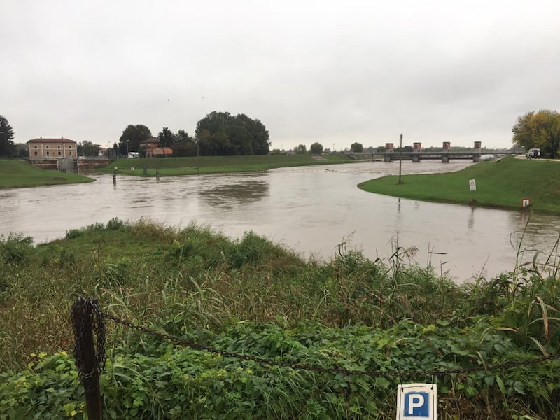Maltempo in Veneto. Ponte della Priula: crolla il ponte 15
