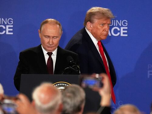 Trump: "Putin ha accettato una tregua di una settimana"