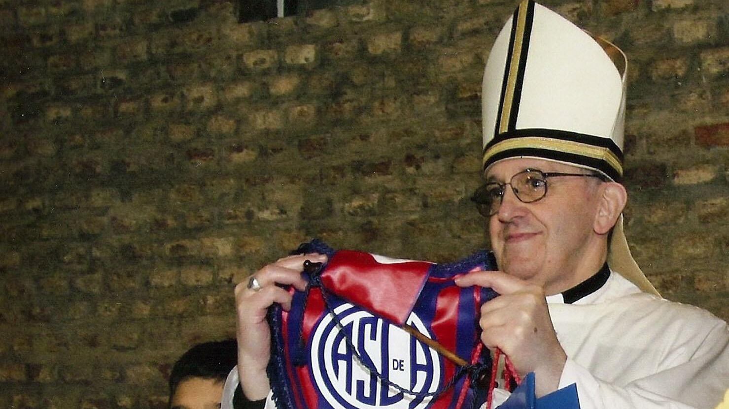 E lo sport si ferma per il tifoso Bergoglio, innamorato di Maradona e del San Lorenzo