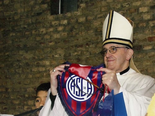 E lo sport si ferma per il tifoso Bergoglio, innamorato di Maradona e del San Lorenzo