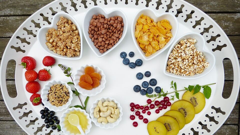 Dieta anti-age, come mantenersi giovani a tavola