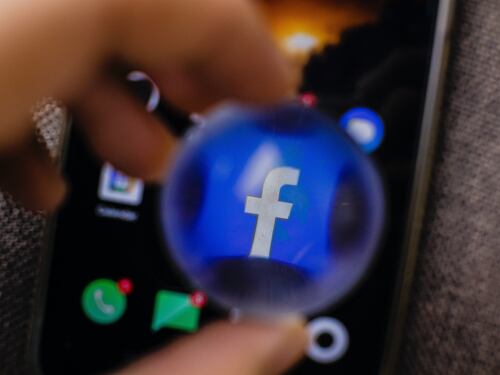 Via la musica da Instagram e Facebook: cosa succede tra Meta e Siae