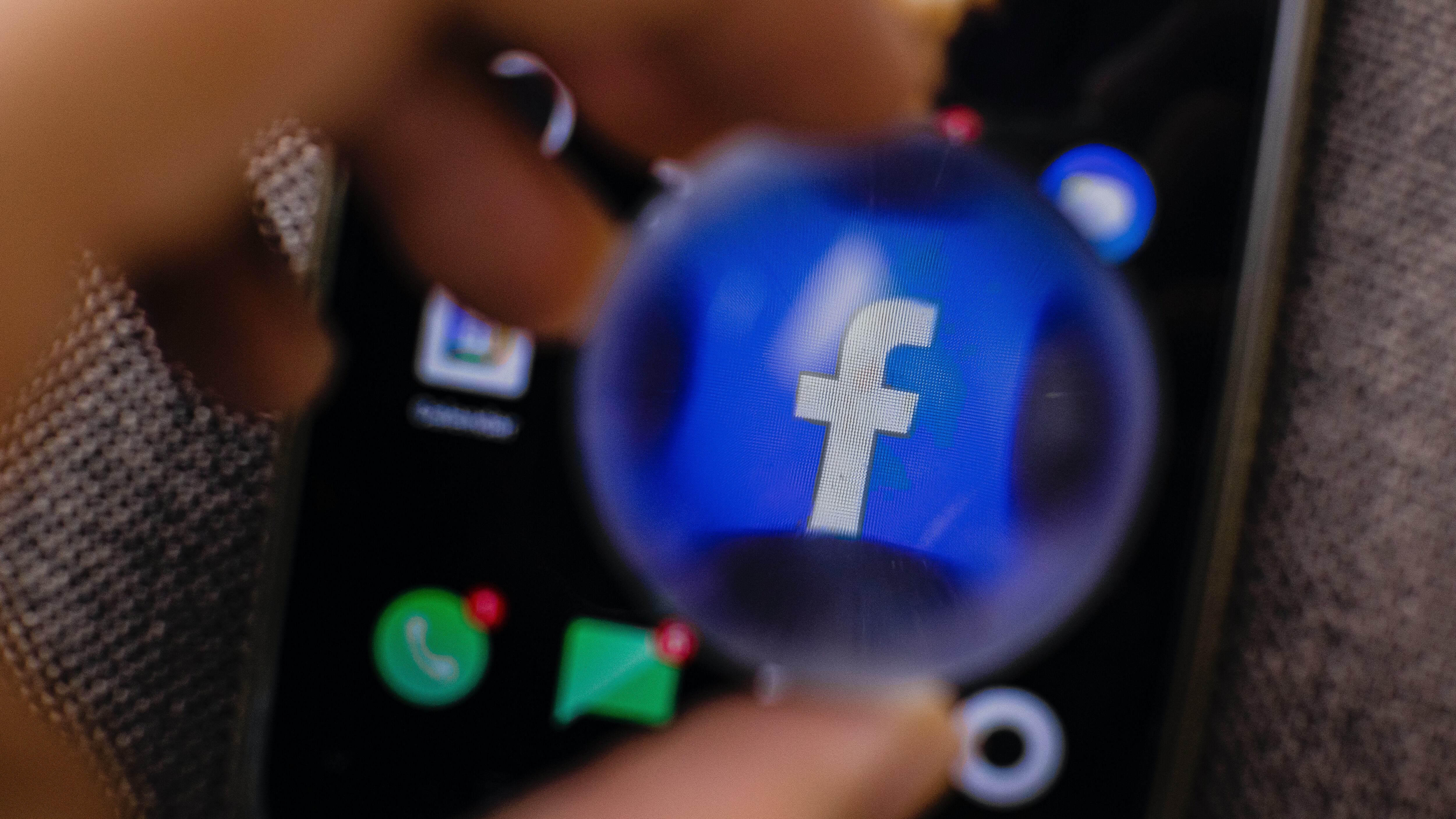 Siae e Meta, c'è un accordo transitorio: la musica italiana torna sui social