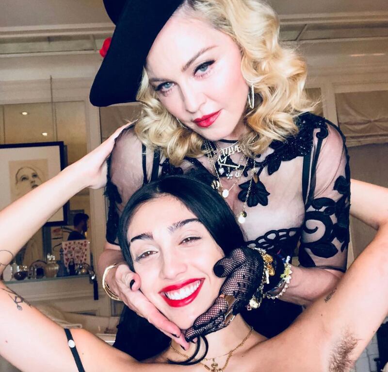 Madonna shock sui social: le immagini 9