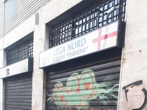 Milano, ordigno incendiario contro sede della Lega