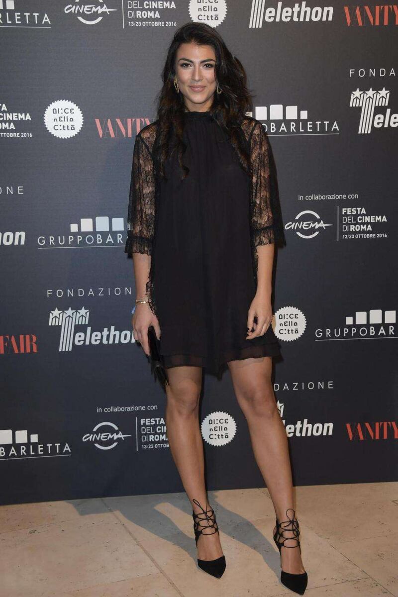 Giulia Salemi, le foto sexy 8