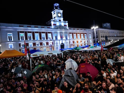 L’ira delle piazze spagnole. Sánchez è sulla graticola