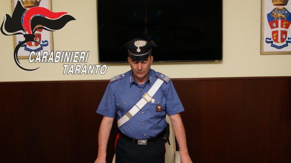 Taranto, sparatoria in pieno giorno: in manette due uomini