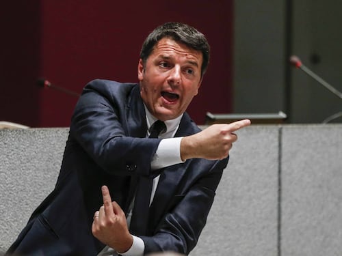 Proposta bluff di Renzi: "Cambiamo l'Italicum ma dopo il referendum"
