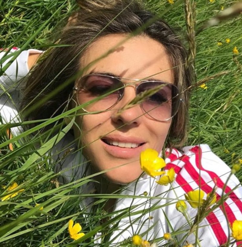 Liz Hurley, le immagini più sexy 7