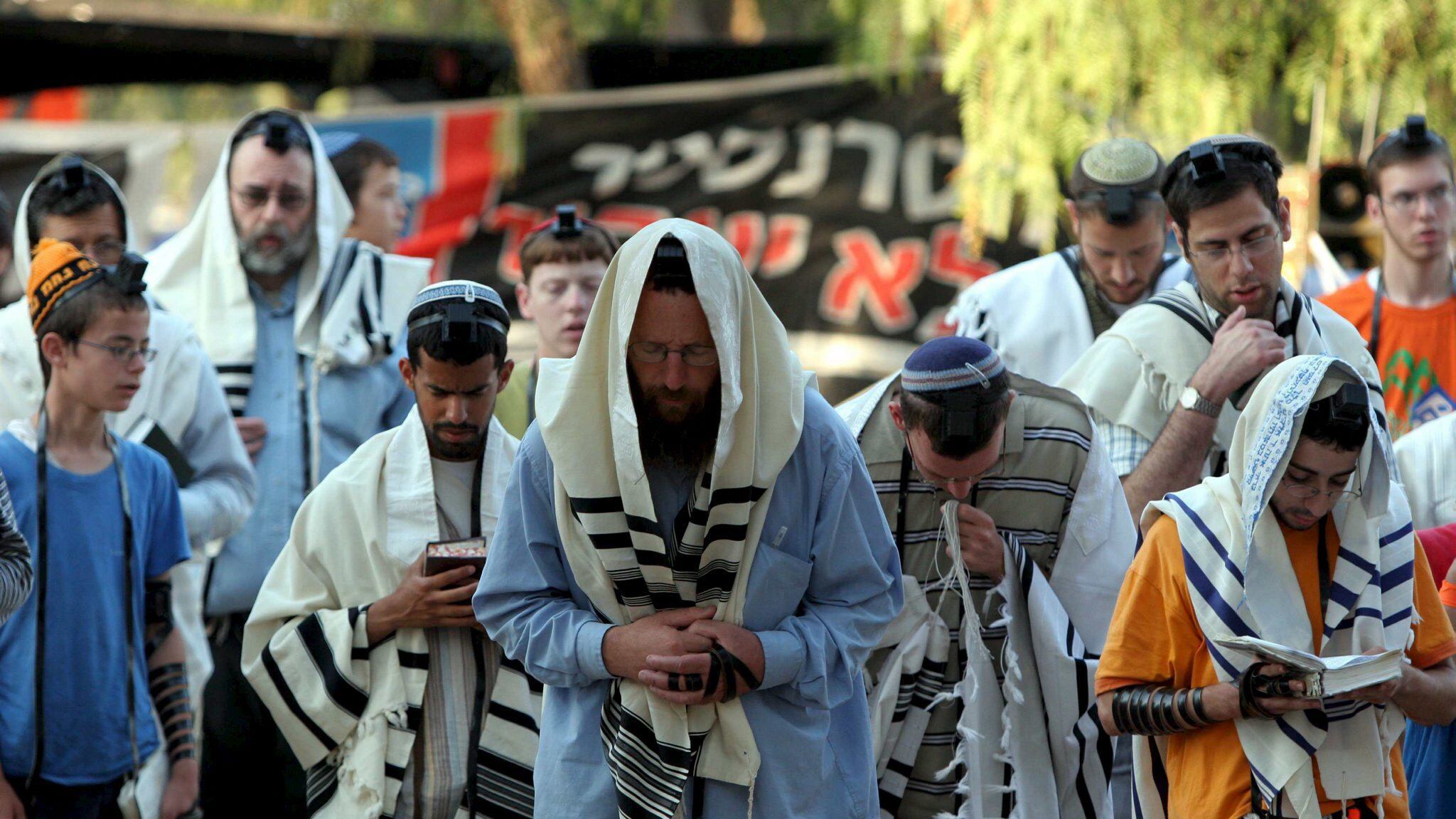 Israele alza il livello dello scontro: 22 nuovi insediamenti in Cisgiordania