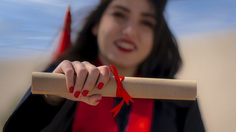Riscatto laurea, ipotesi sconto a 900 euro: la proposta per anticipare la pensione a 60 anni