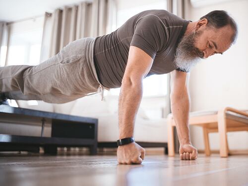 Perdere peso dopo le feste: l'allenamento per i senior