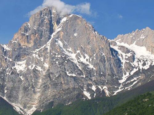 Dalle belve ai neutrini. L'eterno Gran Sasso è l'ombelico d'Italia