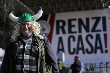 La "discesa" del Carroccio su Roma: la piazza leghista 14