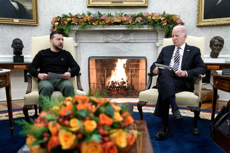 Biden/Zelensky Studio Ovale