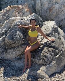 Kourtney Kardashian, le foto su Instagram 11