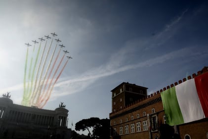 La sfilata delle Forze armate 15