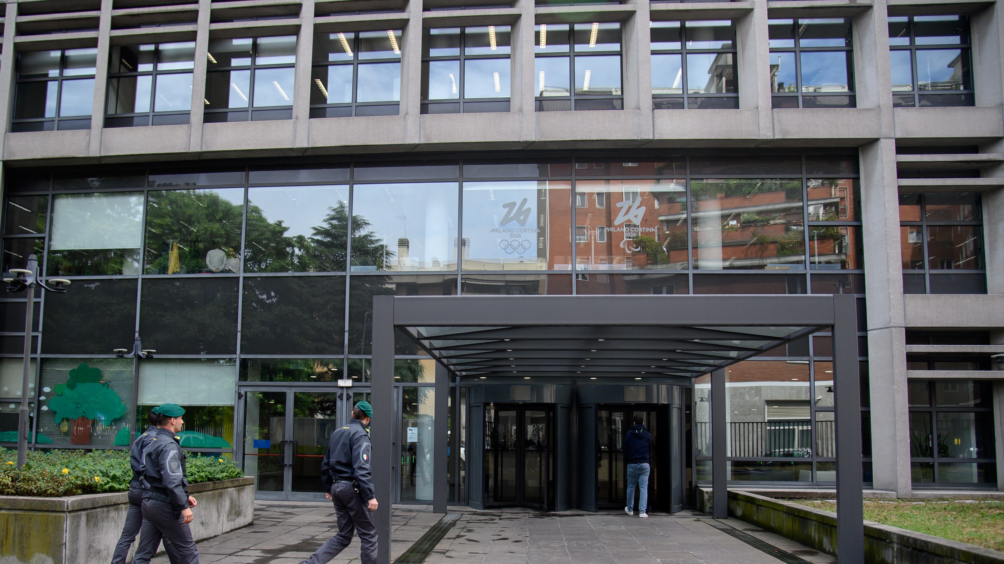 "Clientelismo su Milano-Cortina"