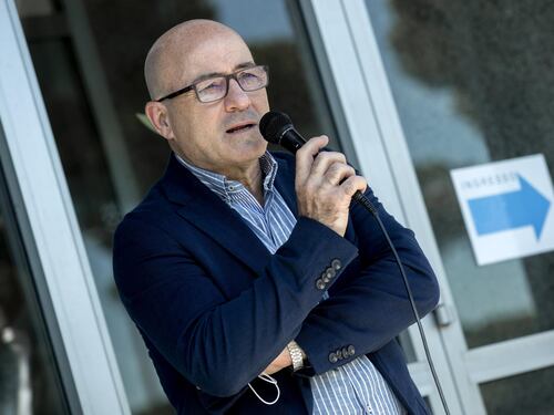 La guerriglia grillina colpisce pure Cingolani. E lui minaccia l'addio