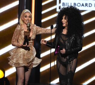 Inossidabile Cher: l'icona pop fa ancora parlare di sé a 70 anni 3