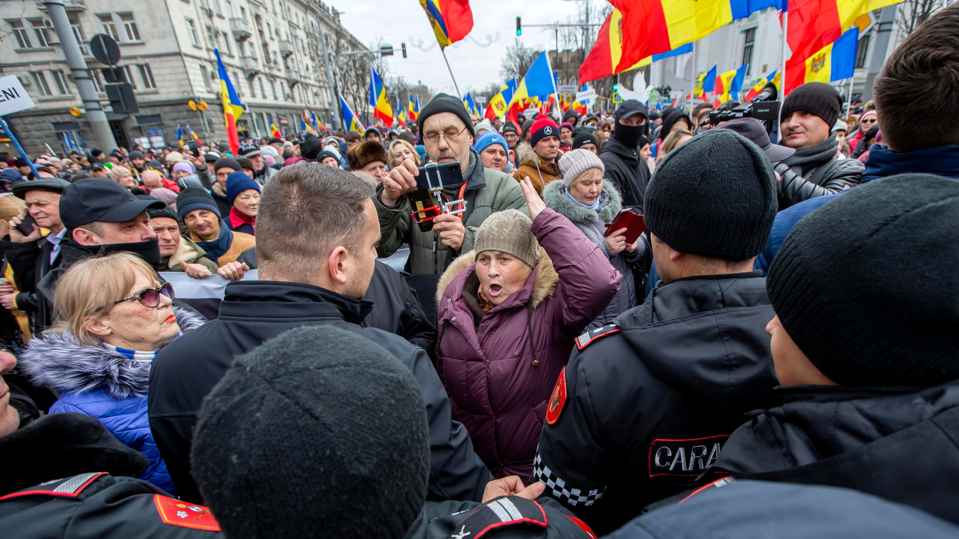 Nuovi scontri tra polizia e manifestanti filo russi: la Moldavia ribolle
