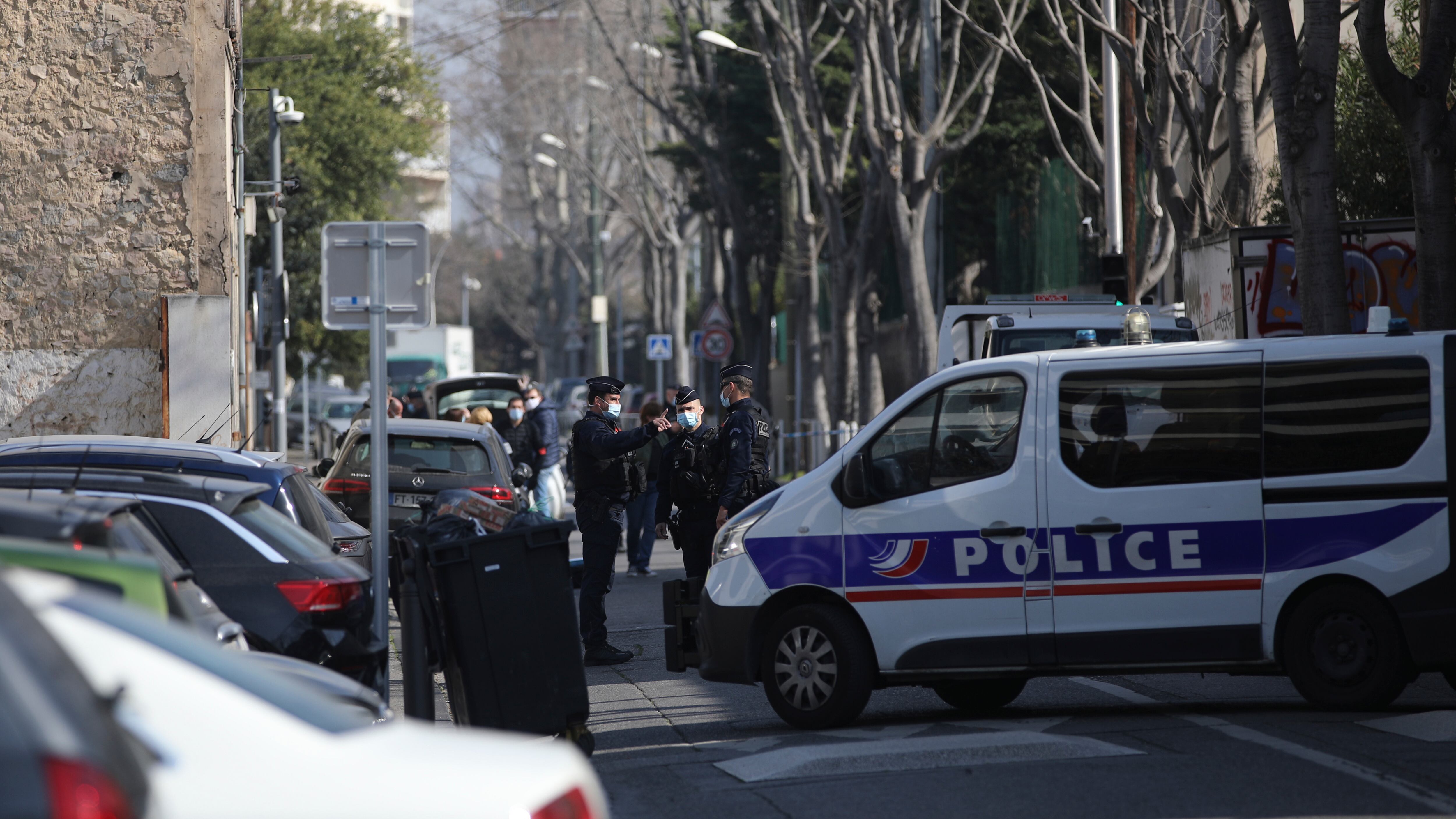 Ex marito spara alla moglie e poi la brucia viva, morta donna di 31 anni