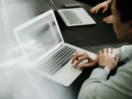 La lobby radical scesa in guerra contro gli atenei telematici