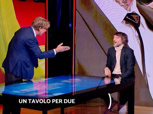 "Sei un delinquente", "Ti è chiaro?". Scontro Porro-Cruciani su Ferragni e Fedez
