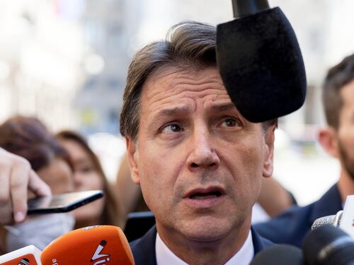 Conte in crisi anche sui social: il 74% dei tweet su di lui è negativo