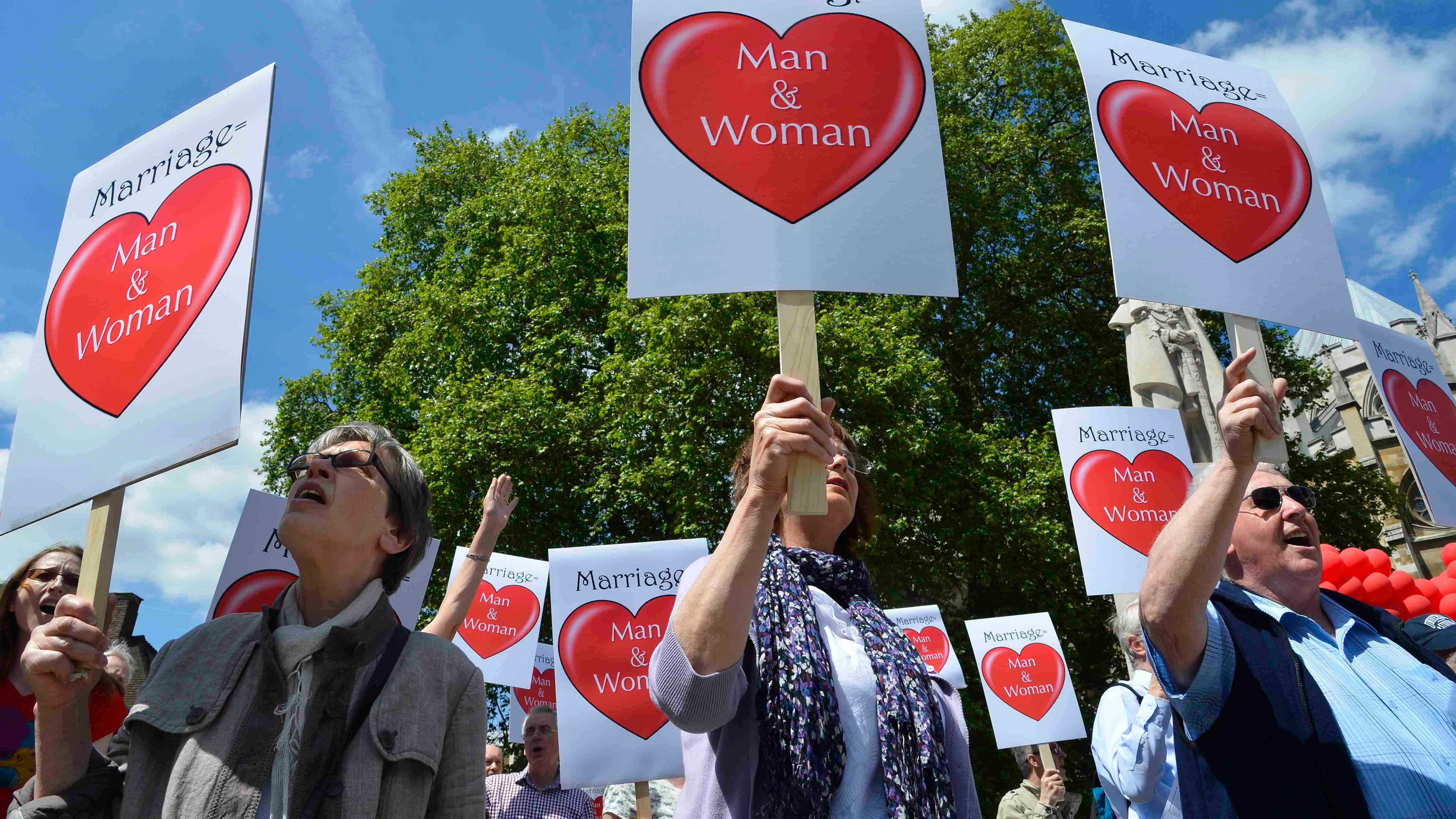 Anche a Londra primo sì alle nozze omosex