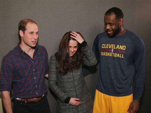 Lebron James abbraccia Kate Middleton