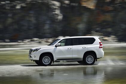Toyota Land Cruiser MY14 4