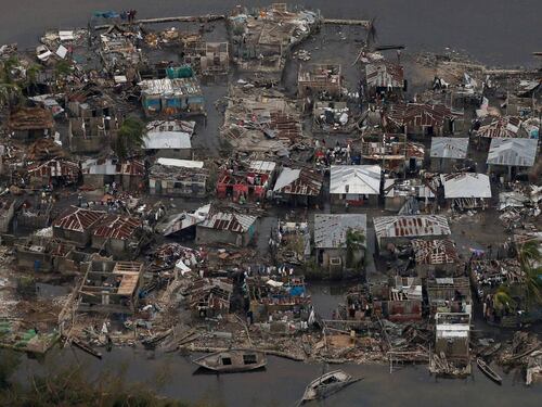Haiti, oltre 840 morti. Matthew punta alla Florida