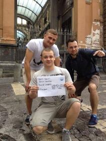 "Fuossbook", a Napoli la denuncia alle voragini nelle strade  5