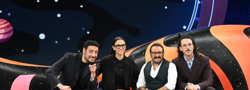 Sanremo 2027, saranno i The Jackal a condurre il PrimaFestival: l’annuncio di Stefano De Martino