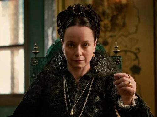 La vera storia di Caterina de' Medici nella "bizzarra" The Serpent Queen